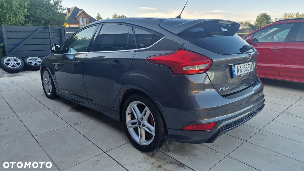 Ford Focus - 4