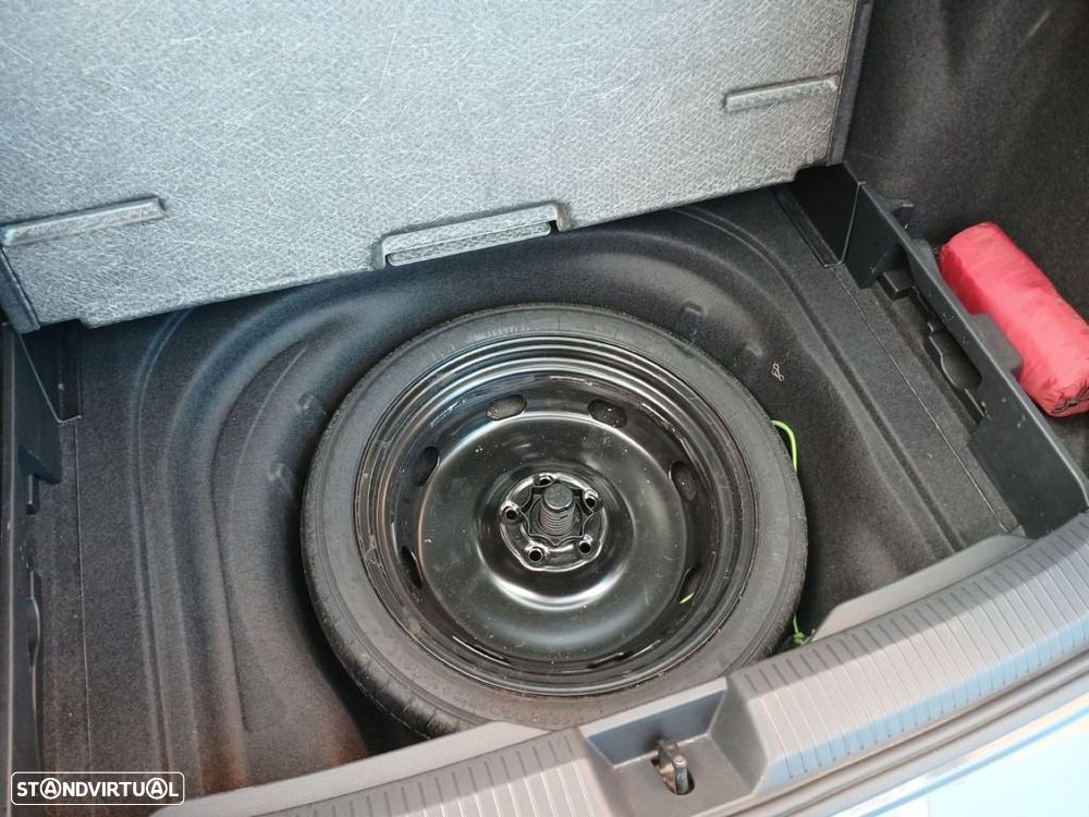 VW Golf Variant 2.0 TDi Life - 25