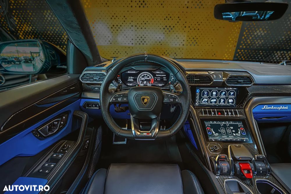Lamborghini URUS Standard - 13