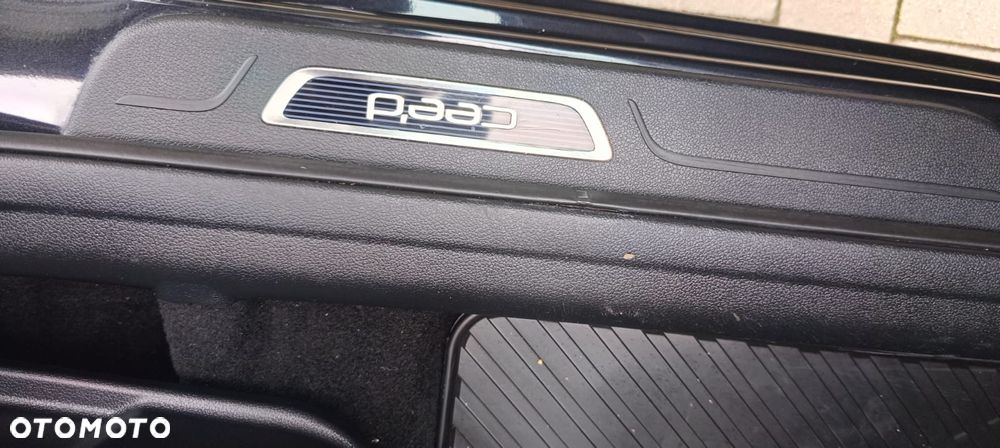 Kia Ceed 1.6 CRDi 136 DCT ISG GT Line - 29