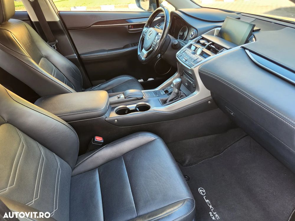 Lexus Seria NX 300 AWD Luxury - 10