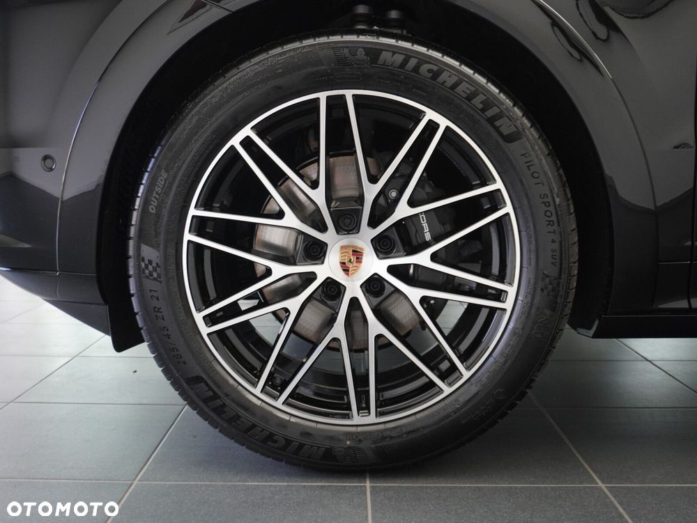 Porsche Cayenne Black Edition - 9