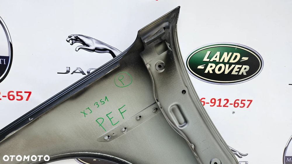 Jaguar XJ 351 Błotnik przód prawy Błotnik przedni prawy PEF - 21