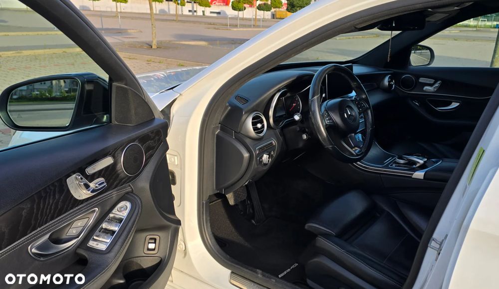 Mercedes-Benz Klasa C 300 7G-TRONIC - 7