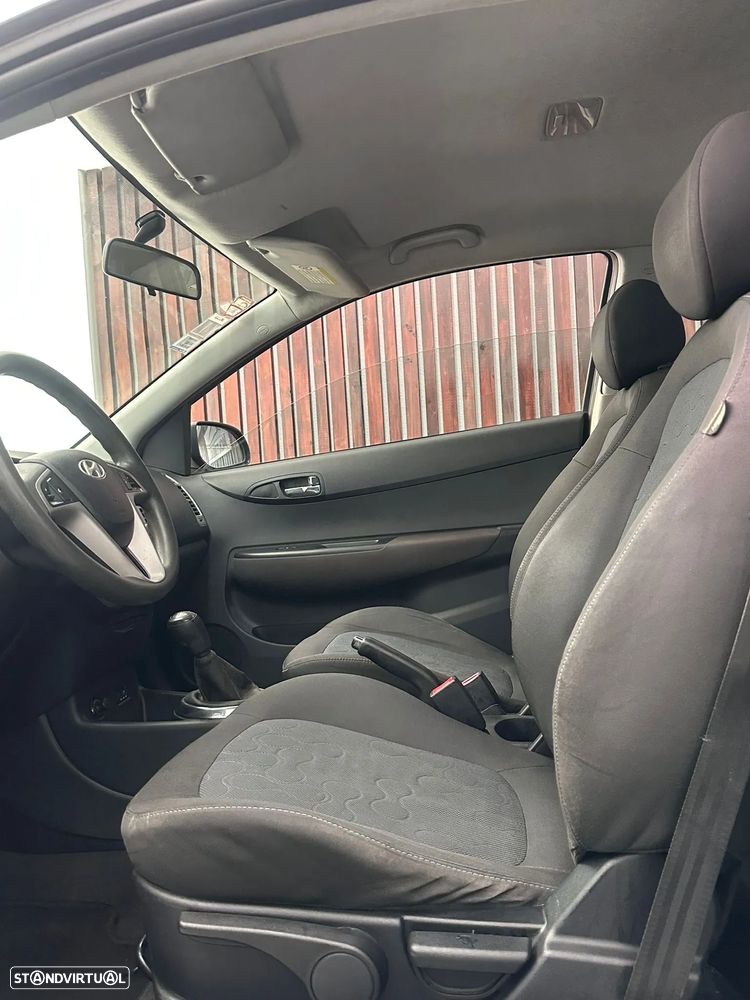 Hyundai i20 1.4 CRDI Comfort - 9