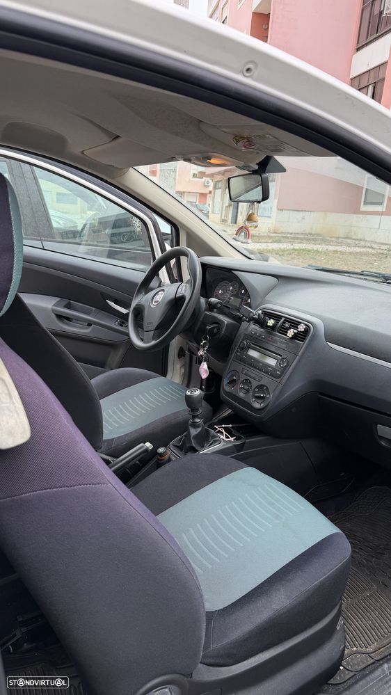 Fiat Grande Punto - 6