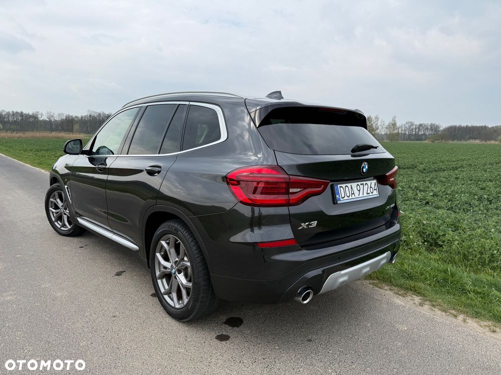 BMW X3 xDrive20d - 34