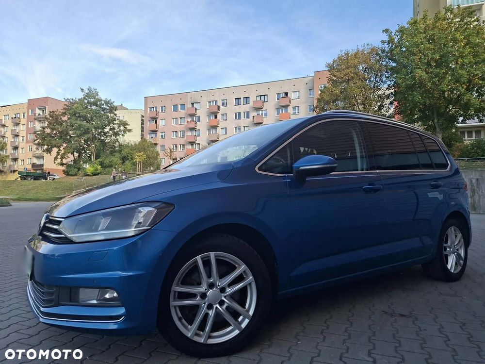 Volkswagen Touran 2.0 TDI SCR DSG Highline - 3