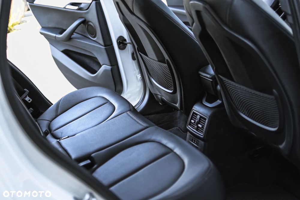 BMW X1 - 16