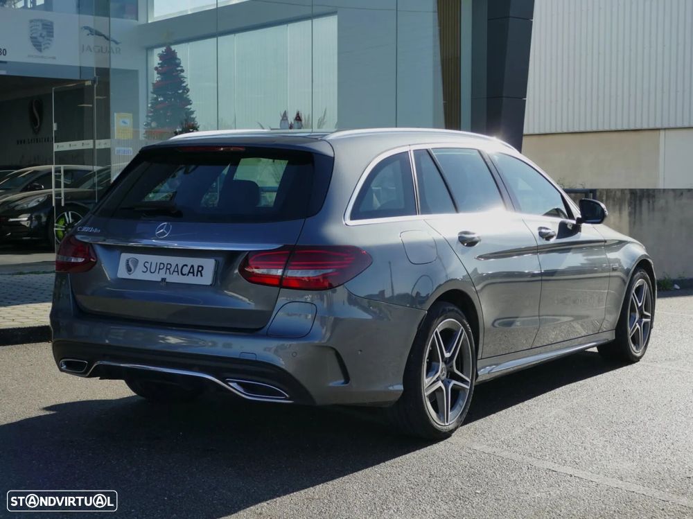 Mercedes-Benz C 300 de AMG Line - 3