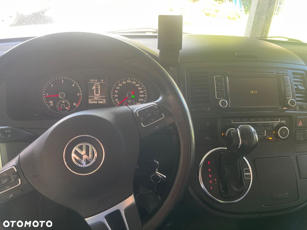 Volkswagen Multivan - 19