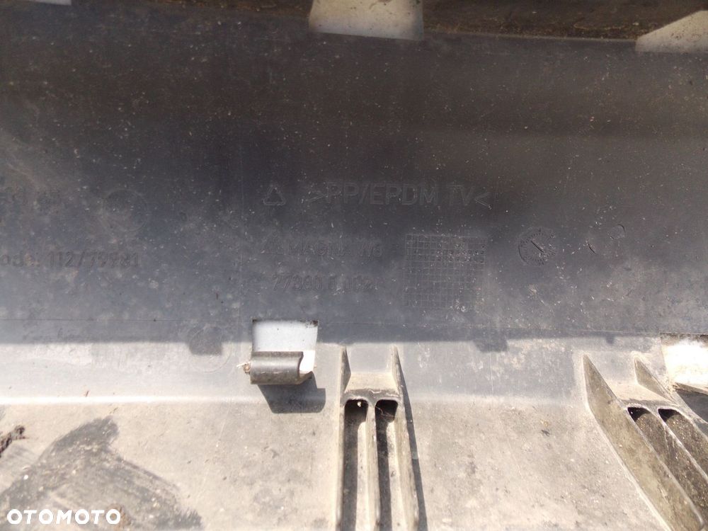 zderzak przód przedni mercedes c-klasa w203 - 4