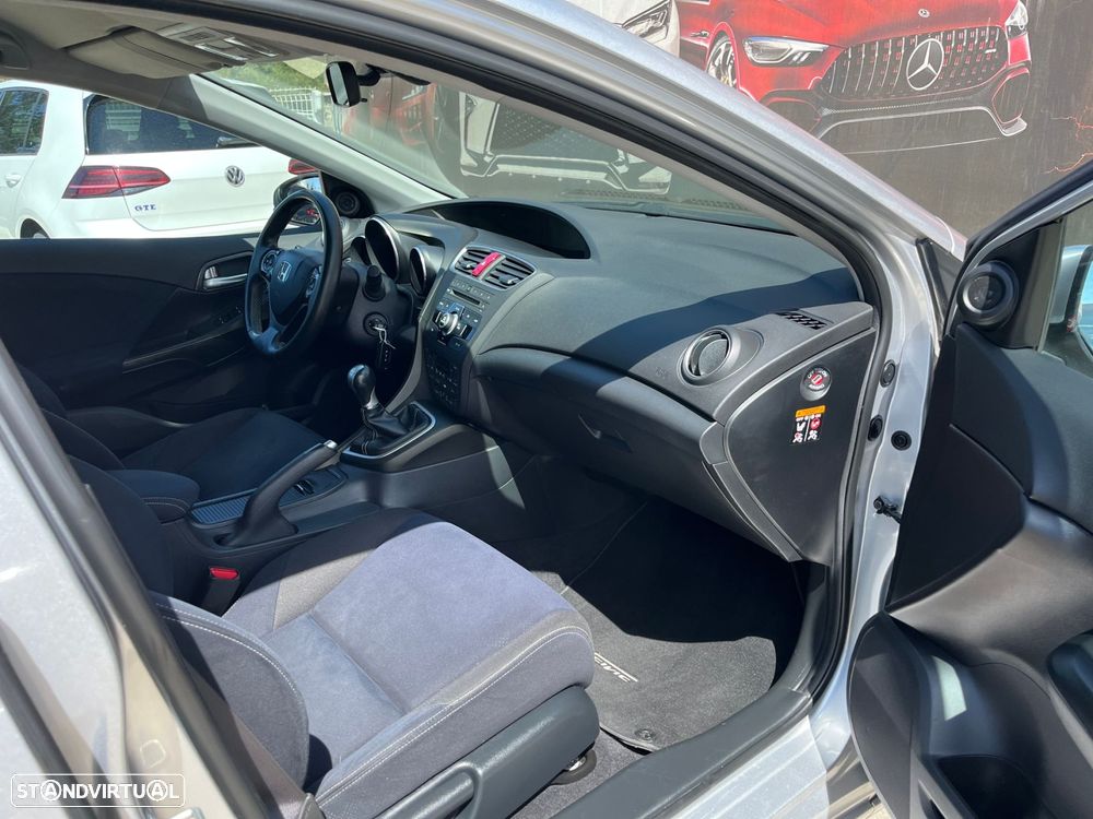 Honda Civic 1.6 i-DTEC Lifestyle - 43