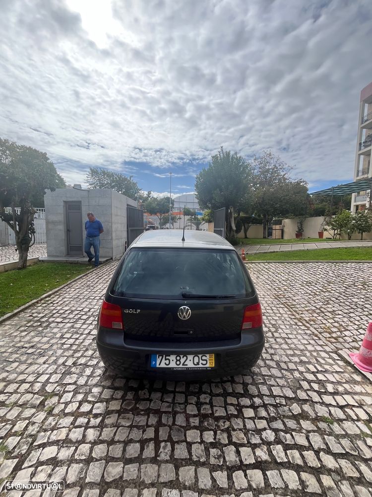 VW Golf - 3