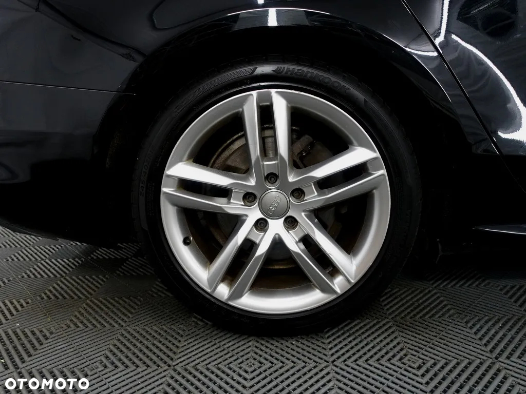Audi A4 2.0 TDI DPF S line Sportpaket - 31
