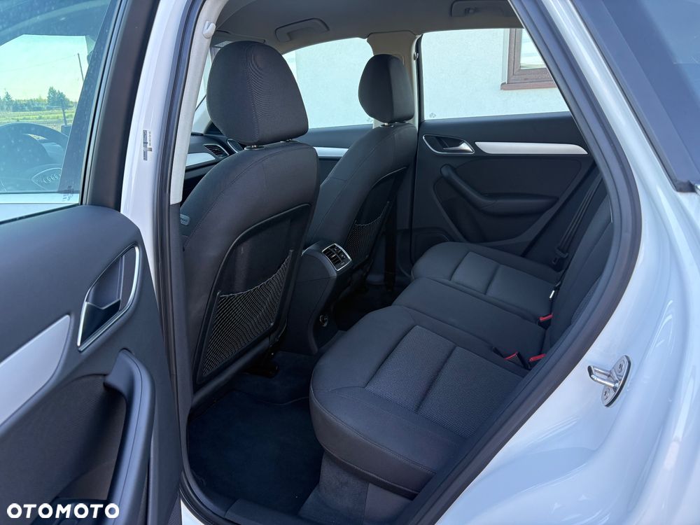Audi Q3 1.4 TFSI S tronic - 12