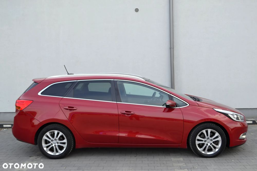 Kia Ceed 1.6 GDI L DCT - 11