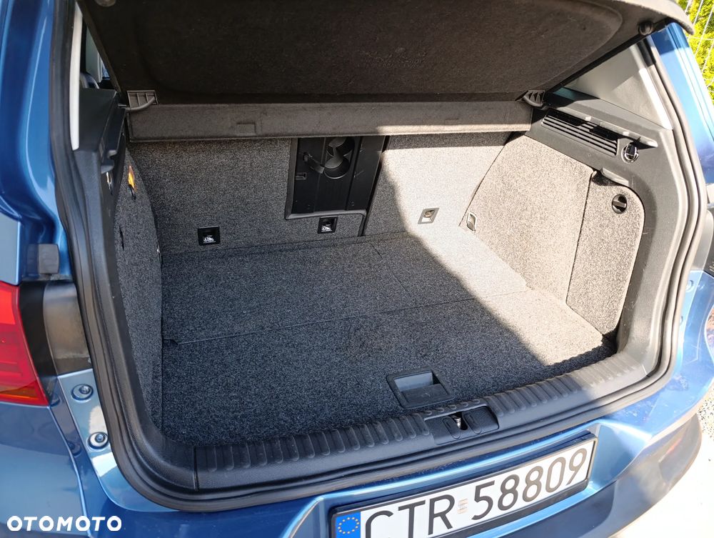 Volkswagen Tiguan - 25