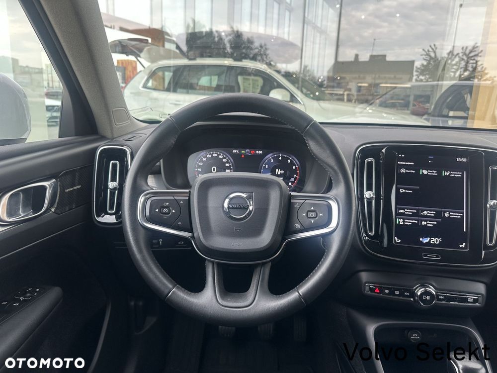 Volvo XC 40 - 23