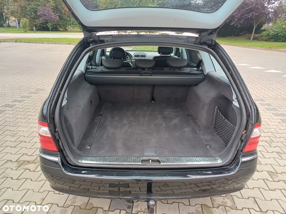 Mercedes-Benz Klasa E 200 T Kompressor Automatik Avantgarde - 10