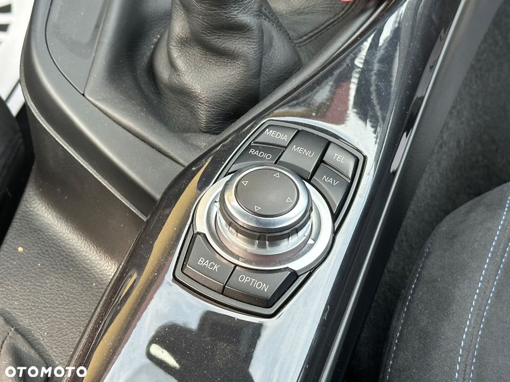 BMW Seria 1 118d xDrive Sport Line - 22