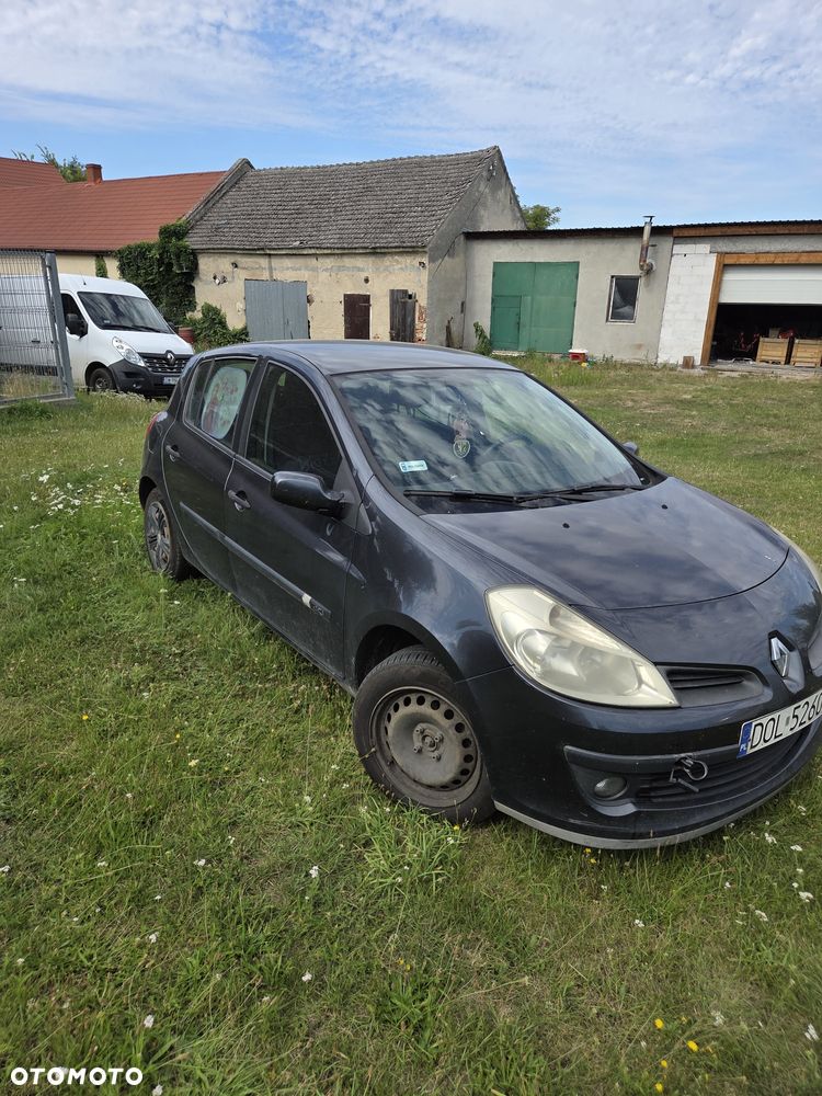 Renault Clio - 3
