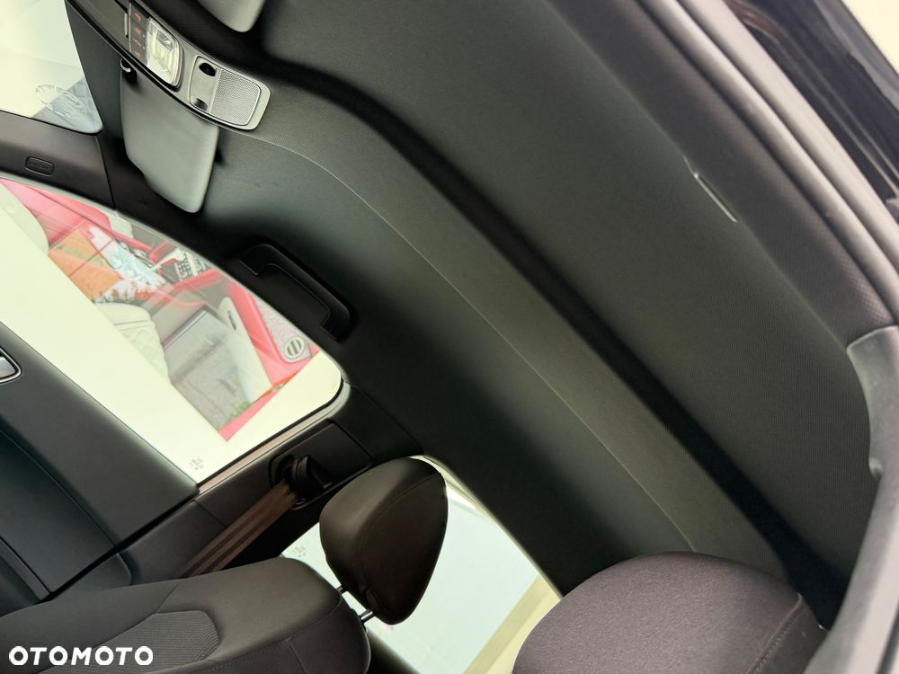 Audi A1 Sportback 1.2 TFSI S line edition m S line Sportpaket - 25