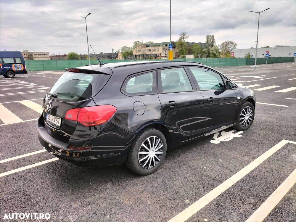 Opel Astra 1.7 CDTI DPF ecoFLEX Start/Stop 150 Jahre - 3