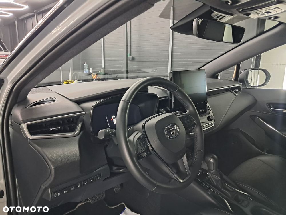Toyota Corolla 1.8 Hybrid Executive - 22