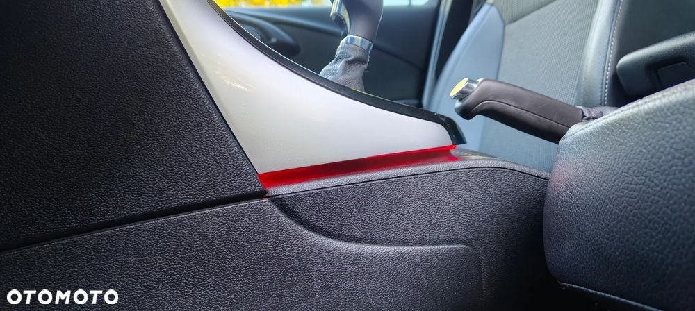 Opel Astra - 25