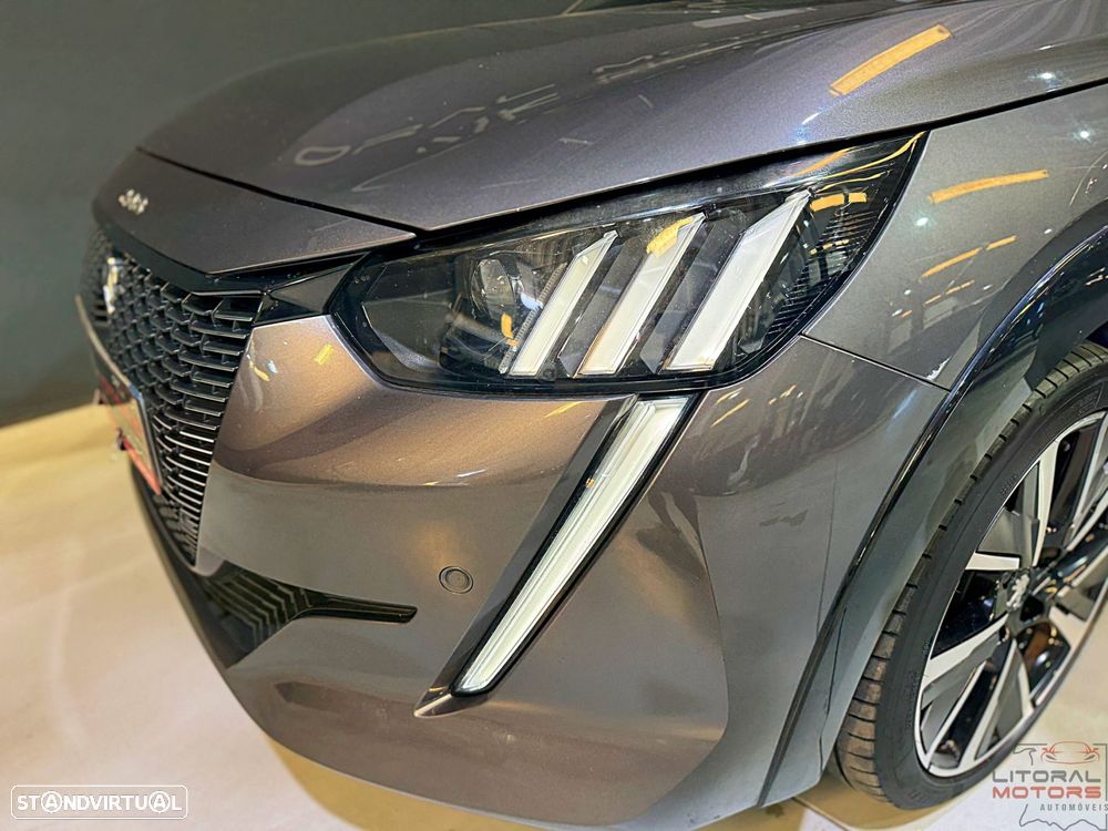 Peugeot 208 1.2 PureTech GT Line EAT8 - 6