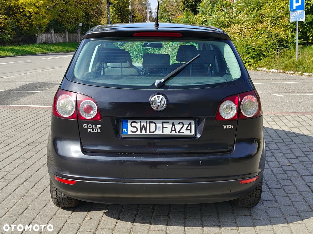 Volkswagen Golf Plus 1.9 TDI Comfortline - 32
