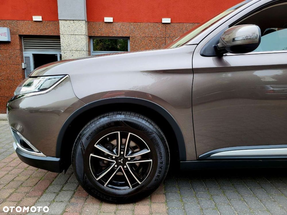Mitsubishi Outlander - 39