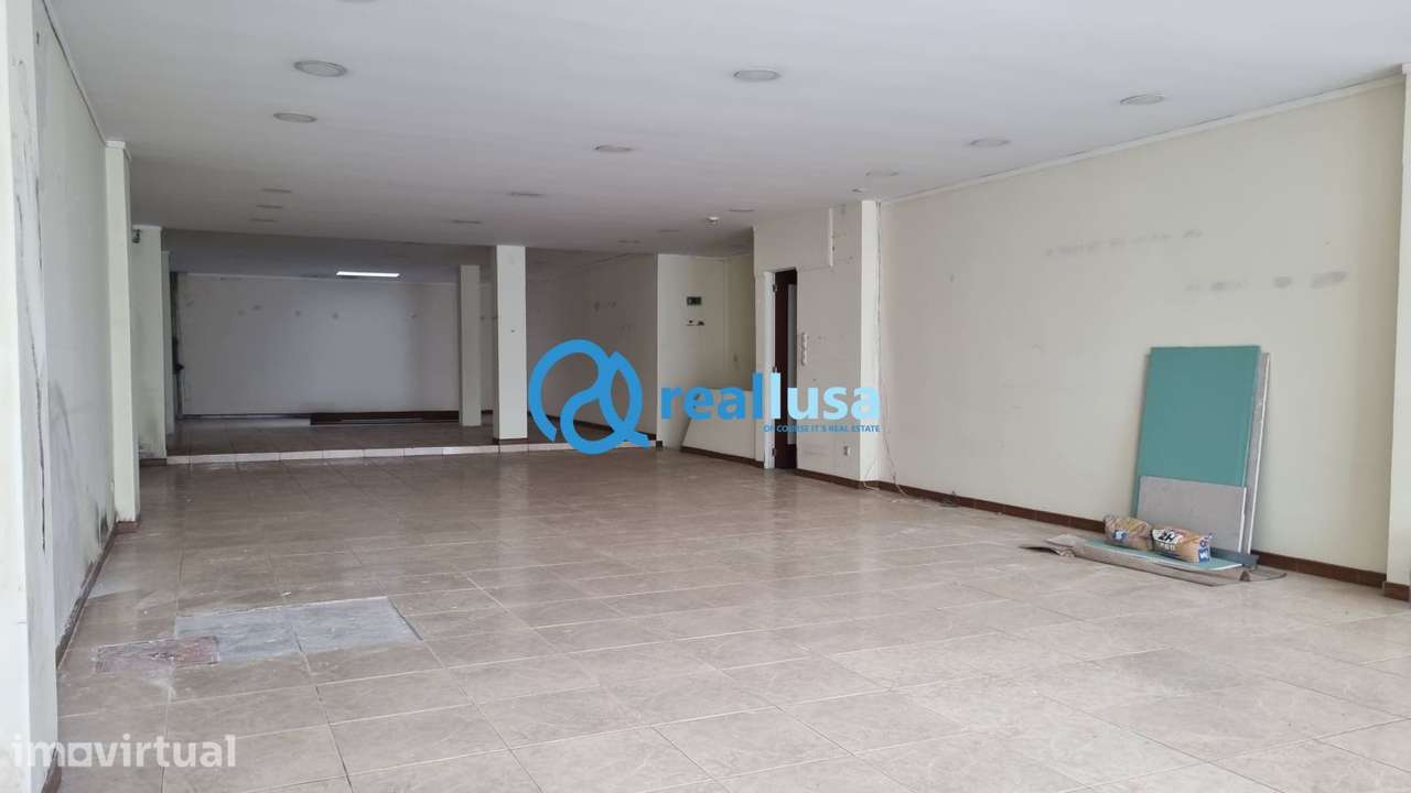 Loja comercial com 150m2 no Centro de Espinho, Avª 24 - Grande imagem: 3/11