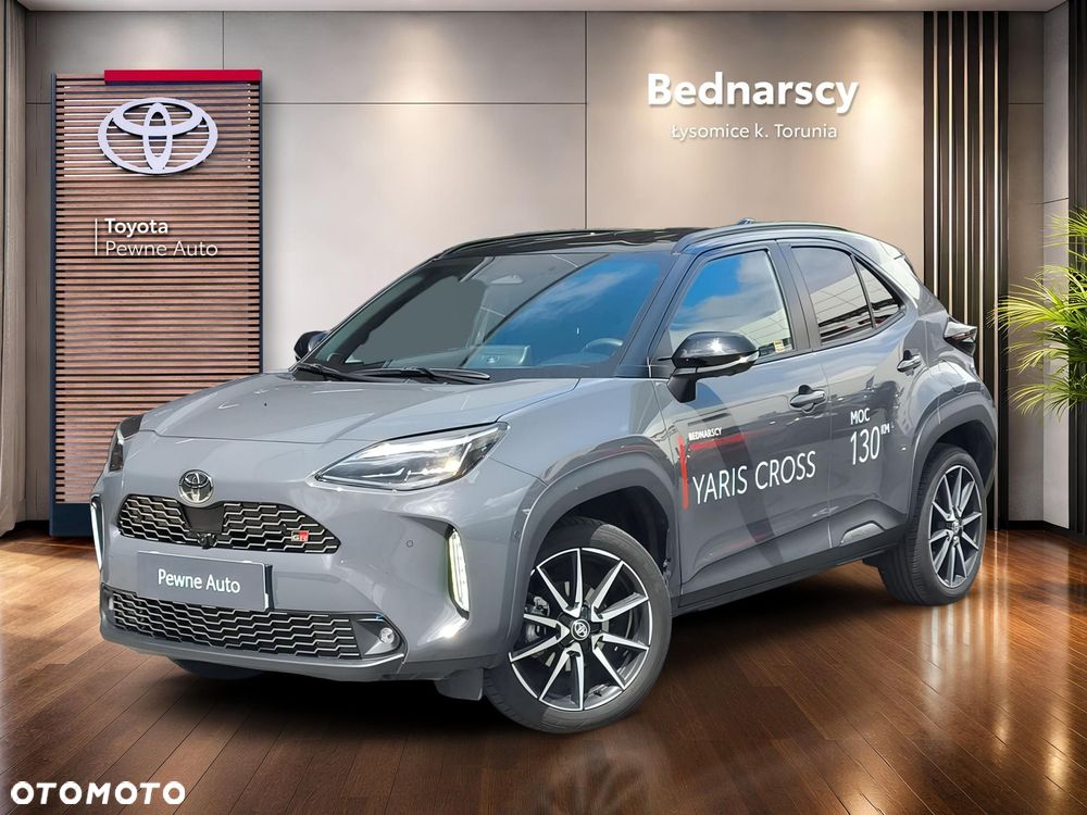 Toyota Yaris Cross Hybrid 1.5 GR Sport - 1