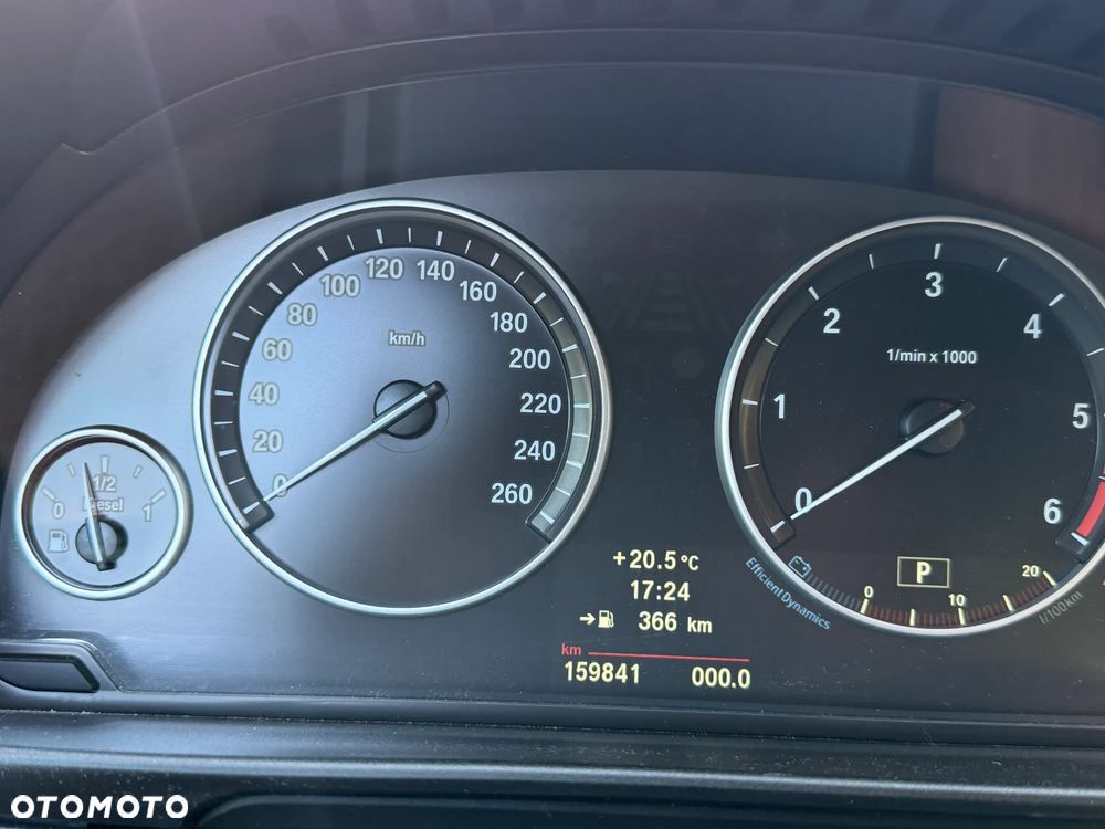 BMW Seria 5 520d - 11