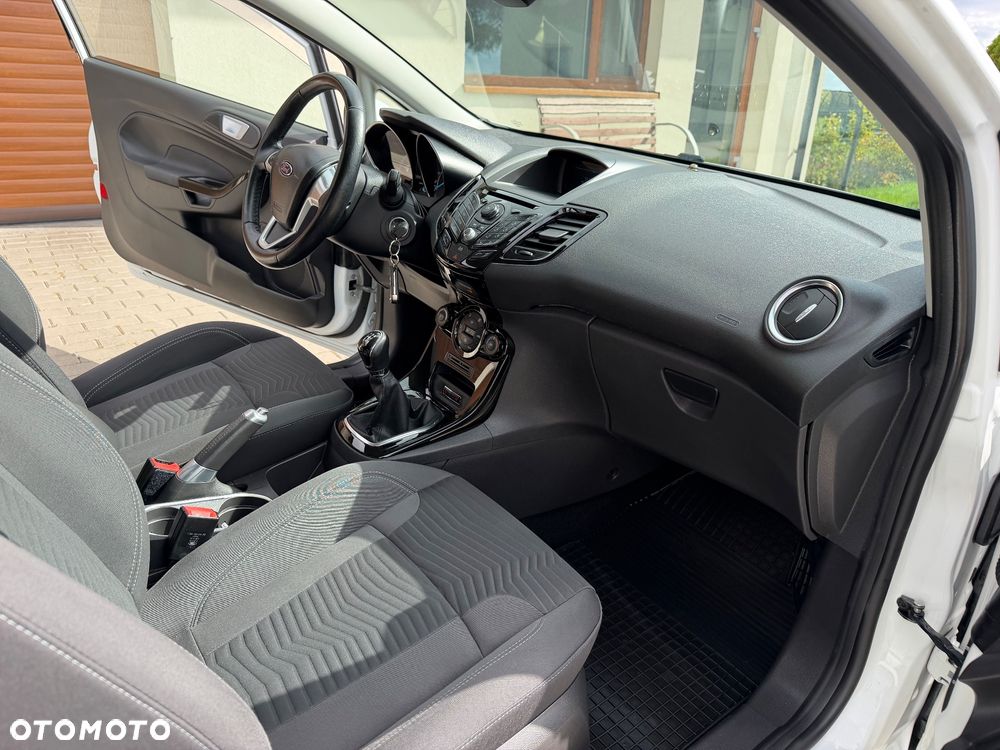 Ford Fiesta 1.6 TDCi ECOneticTitanium ASS - 4