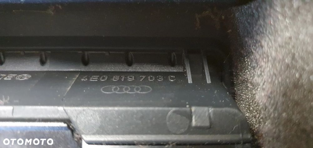 Osłona poszycie słupka lewa Audi A8 D3 4E0819703C - 6