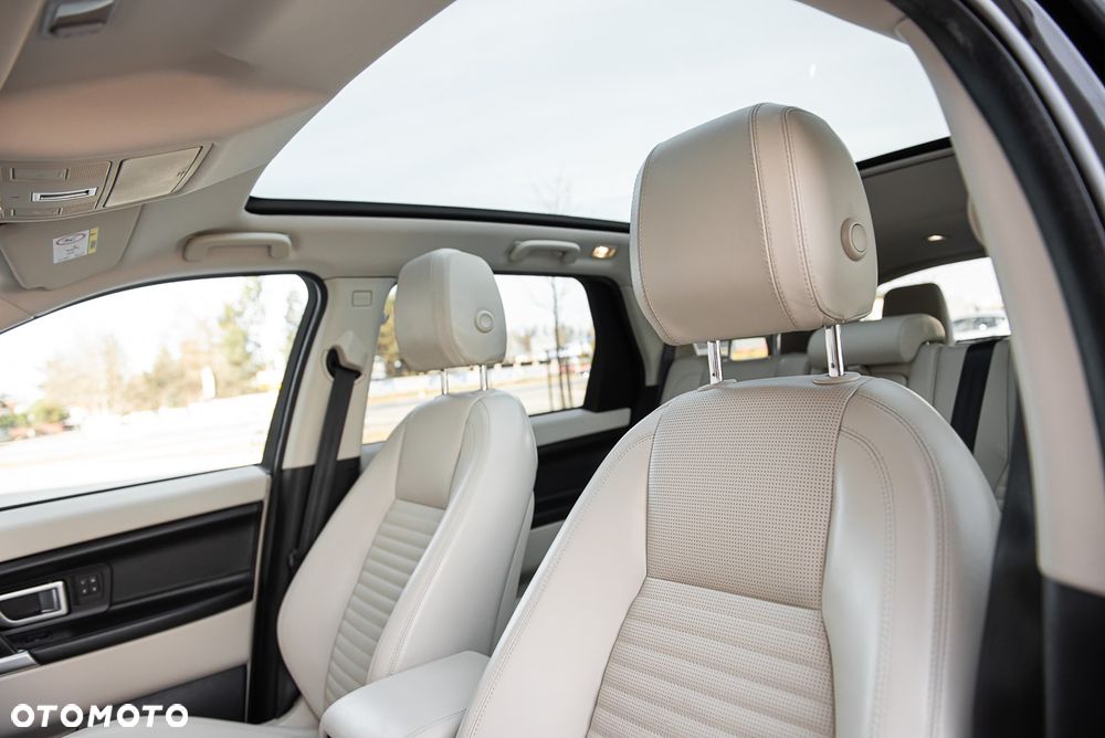 Land Rover Discovery Sport 2.0 D180 R-Dynamic HSE - 9