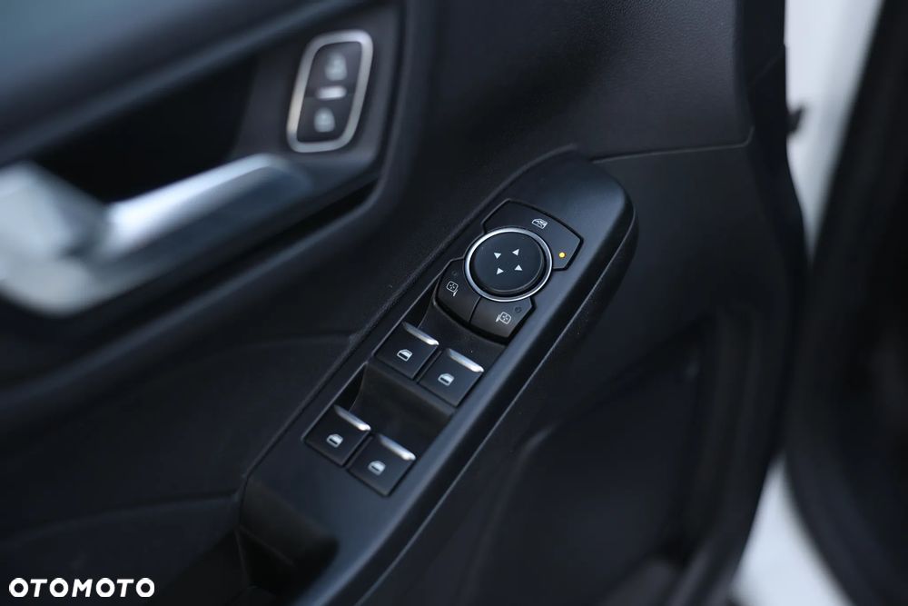 Ford Escape 2.0 EcoBoost AWD Titanium - 12