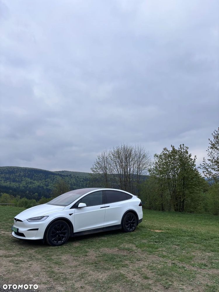 Tesla Model X Plaid - 1