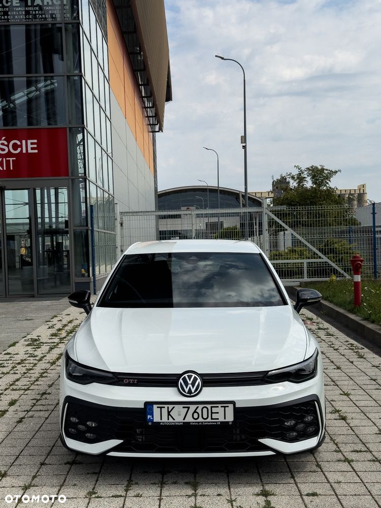 Volkswagen Golf VIII 2.0 TSI GTI DSG - 2