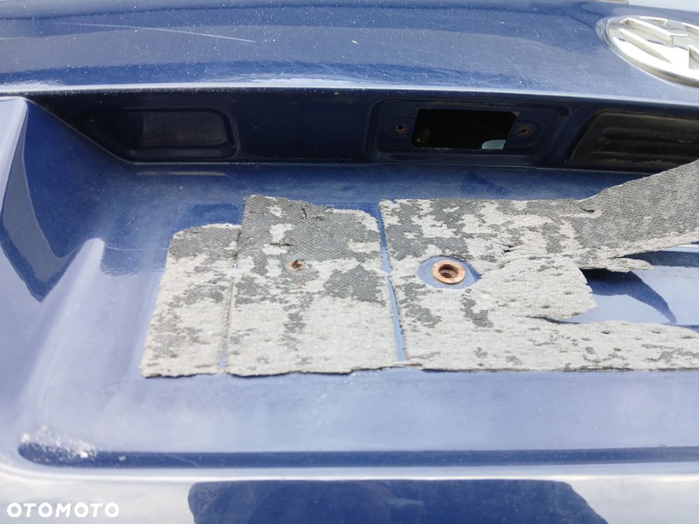 Klapa Bagażnika LA5E z Szybą Passat B5 Lift Kombi - 20