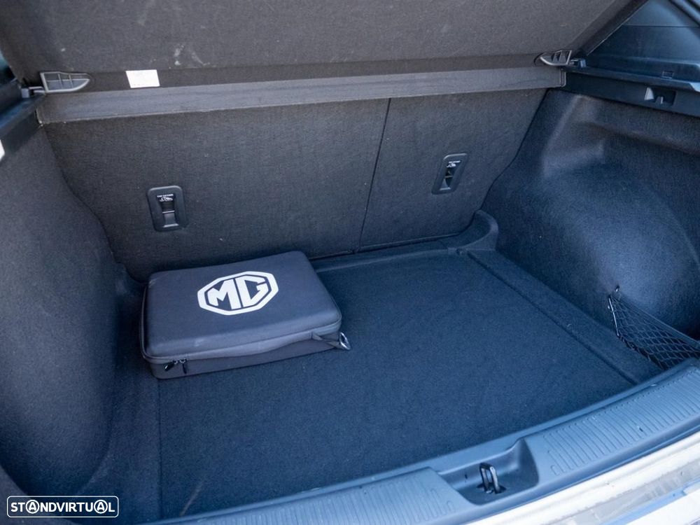 MG MG4 64 kWh Comfort - 15