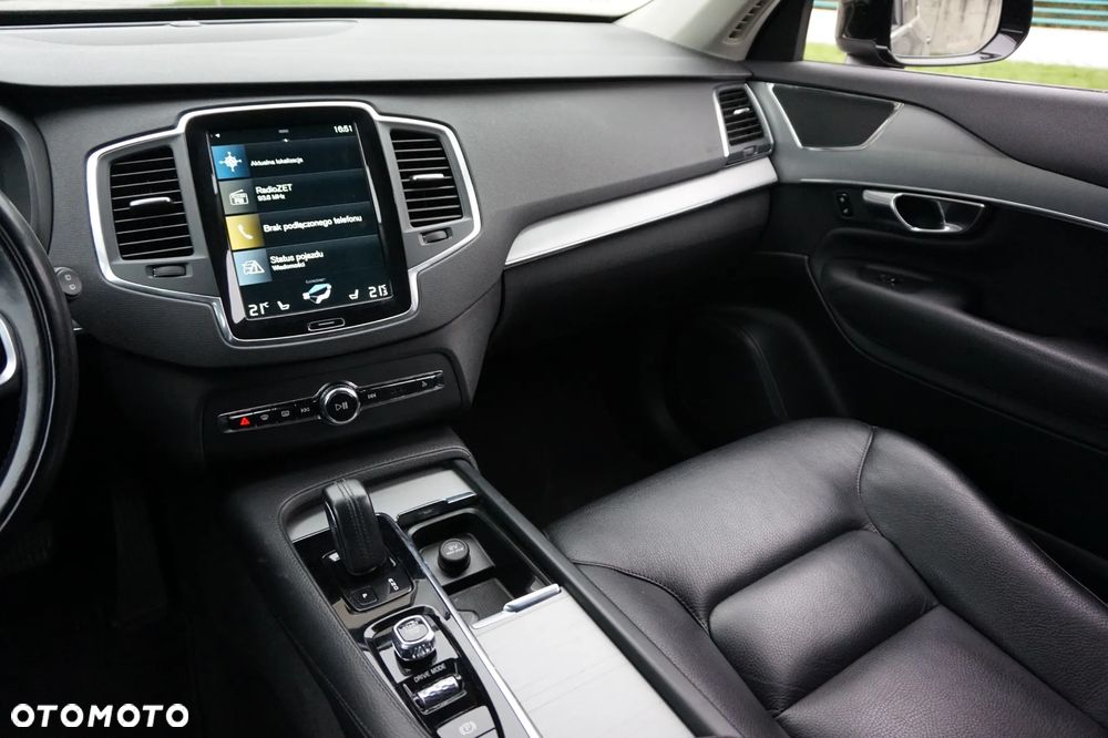 Volvo XC 90 - 16