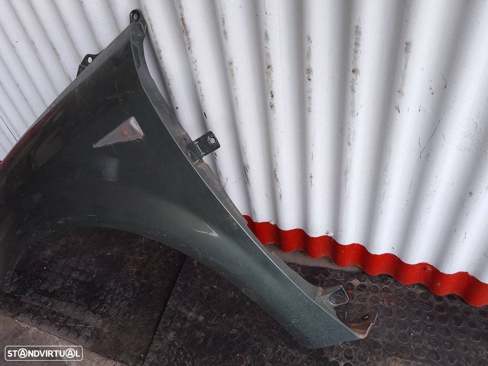 GUARDA-LAMAS FRONTAL ESQUERDO RENAULT SCÉNIC II 2004 -8200020568G - 3