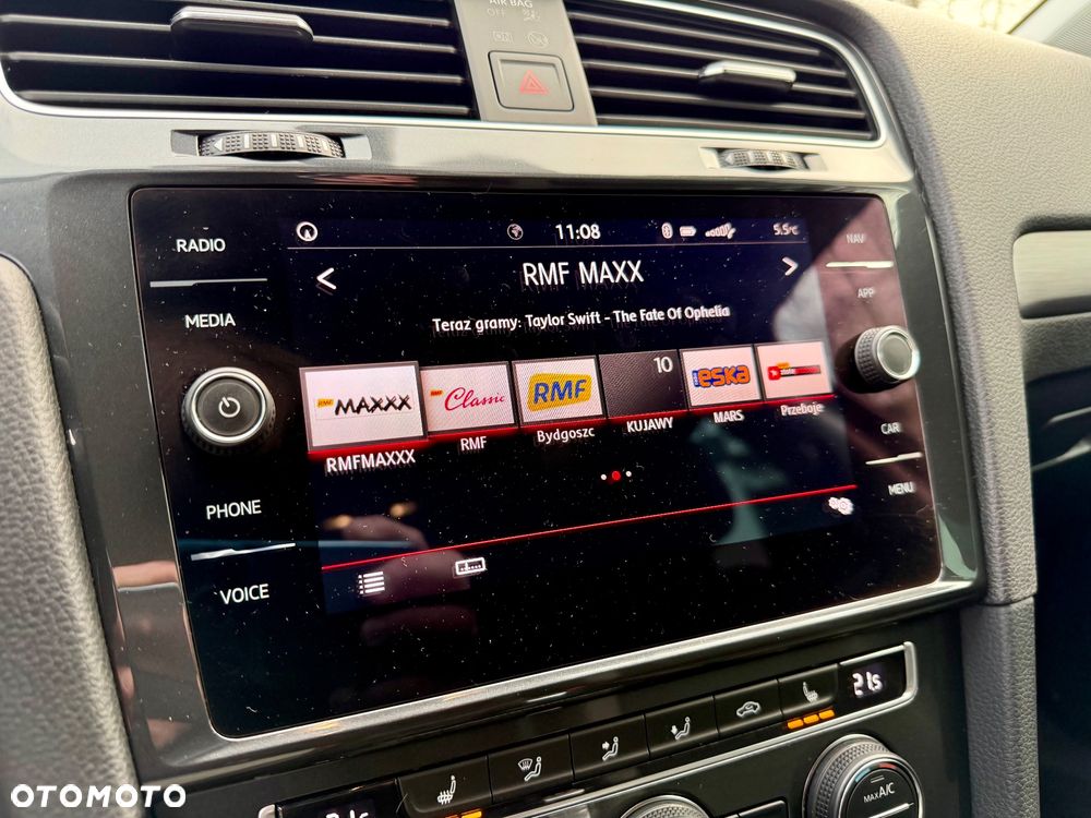 Volkswagen Golf 1.5 TSI BMT Comfortline DSG - 12