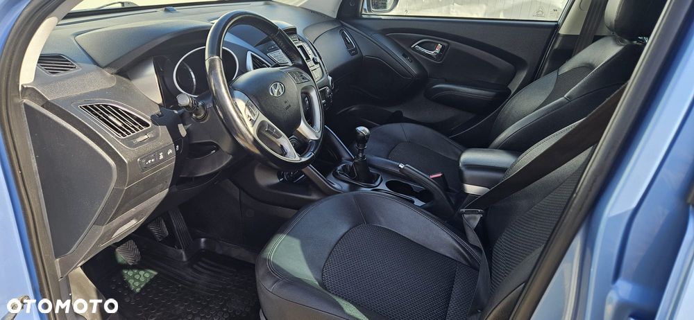 Hyundai ix35 2.0 CRDi 4WD Premium - 8