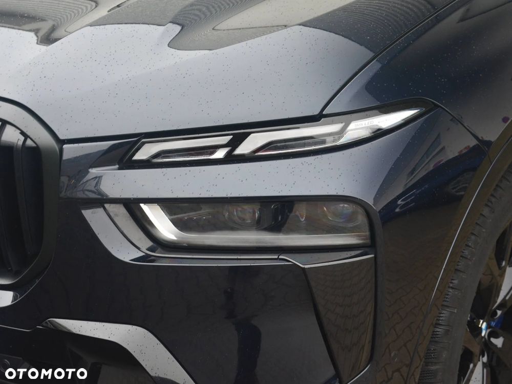 BMW X7 M50i sport - 9