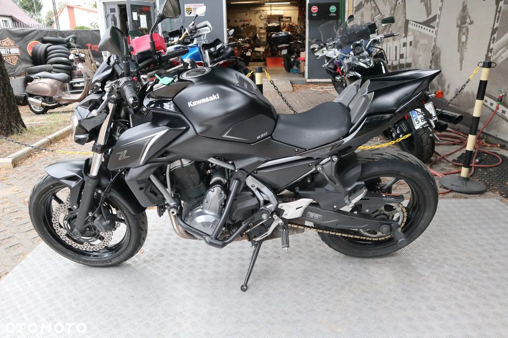 Kawasaki Z 650 - 1